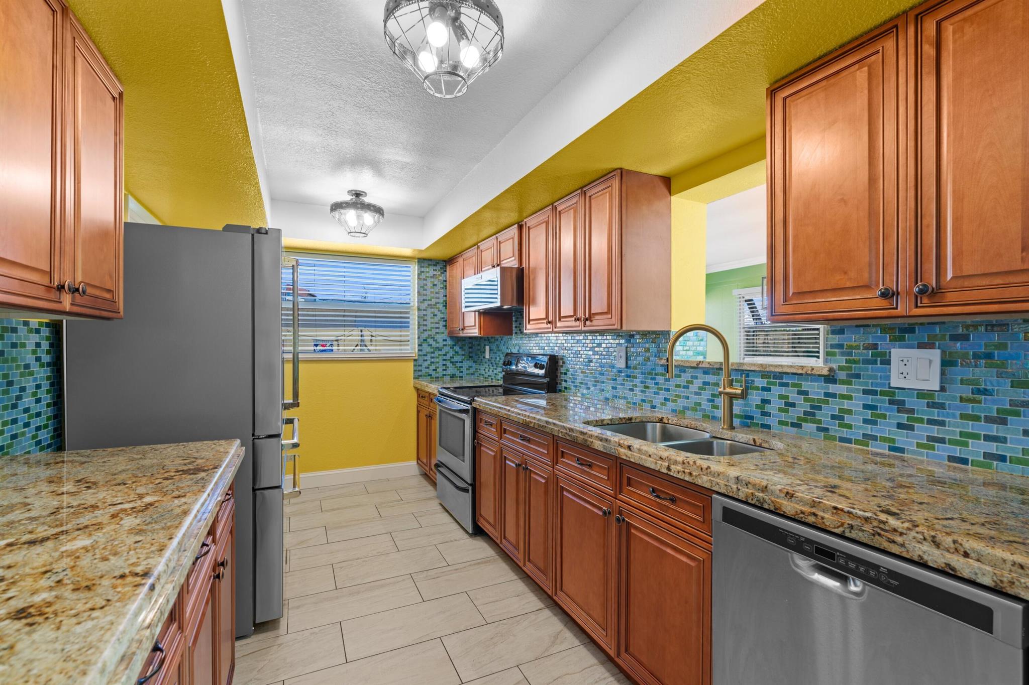 BOCA WOODS - Residential