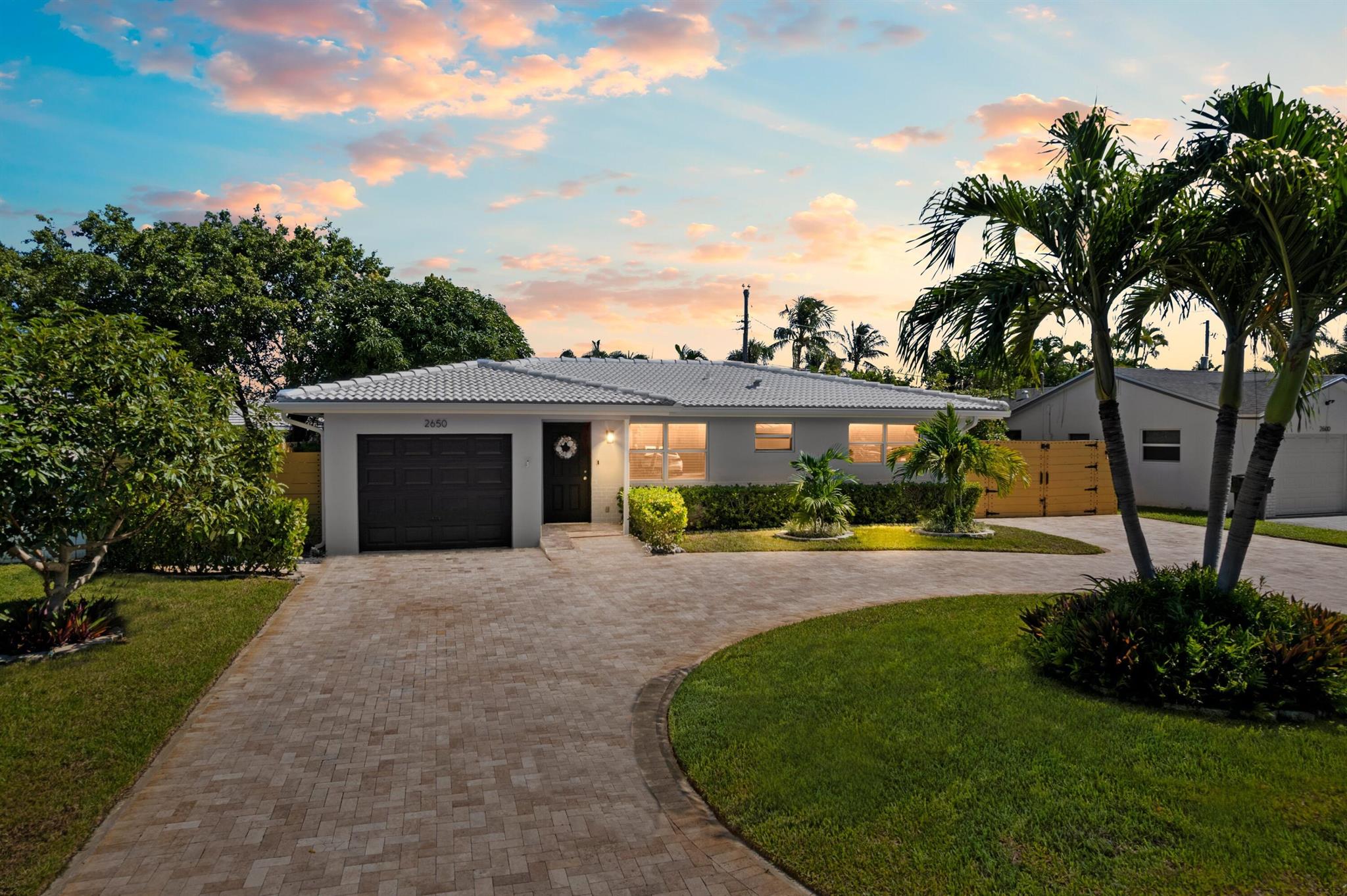 BOCA WOODS - Residential