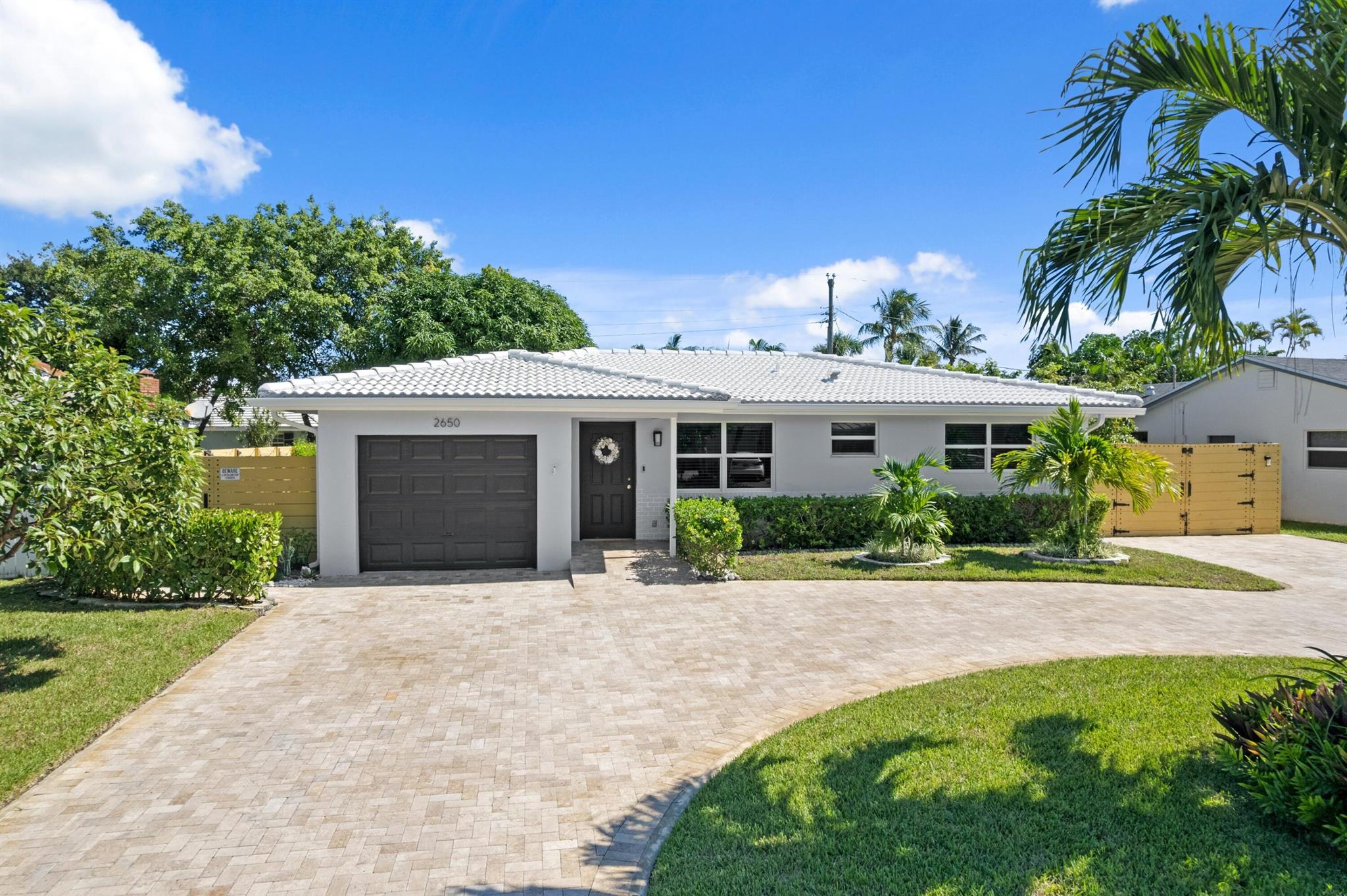 BOCA WOODS - Residential