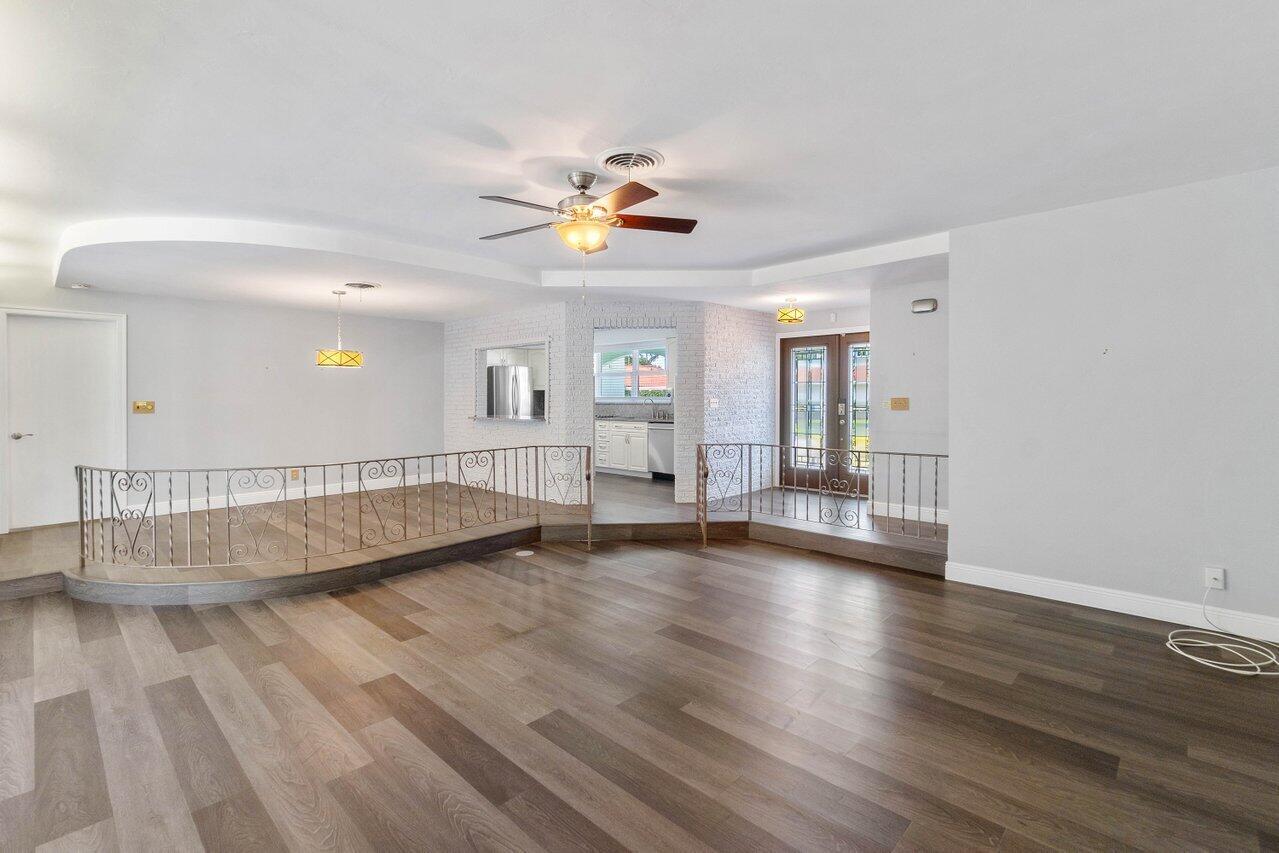 1241 Emerald Drive