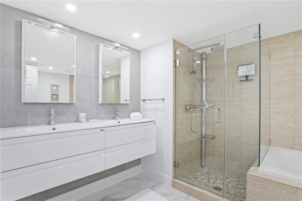 THE PORTOFINO - Residential