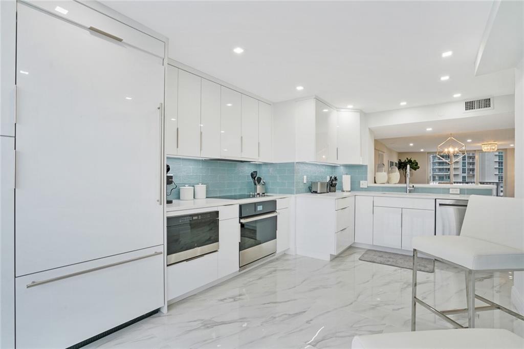 THE PORTOFINO - Residential