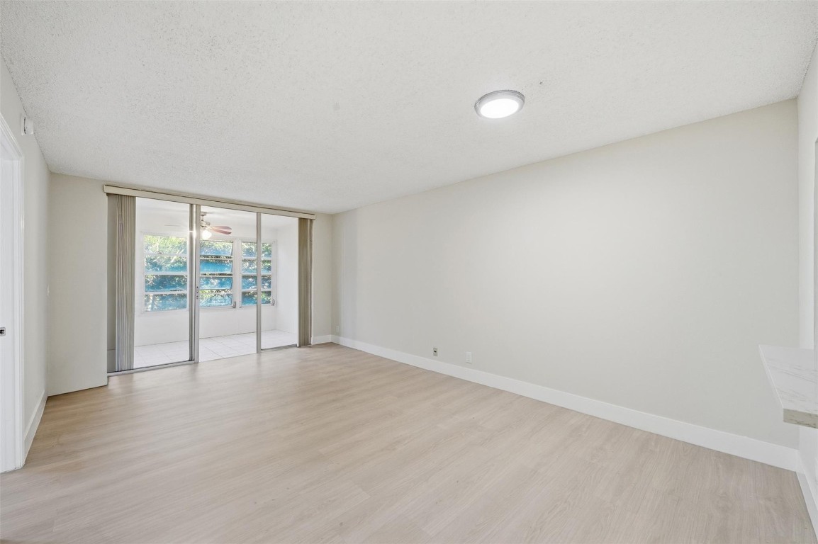 Pine Island Ridge Condo - Residential