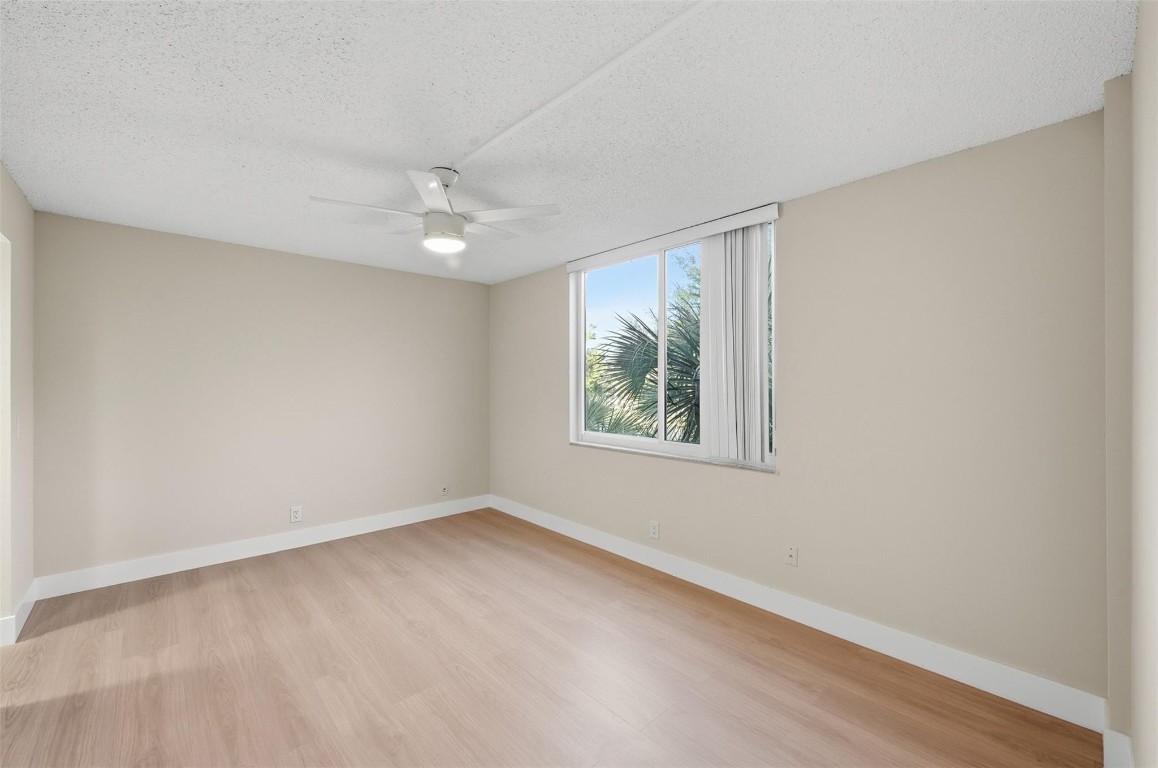 Pine Island Ridge Condo - Residential