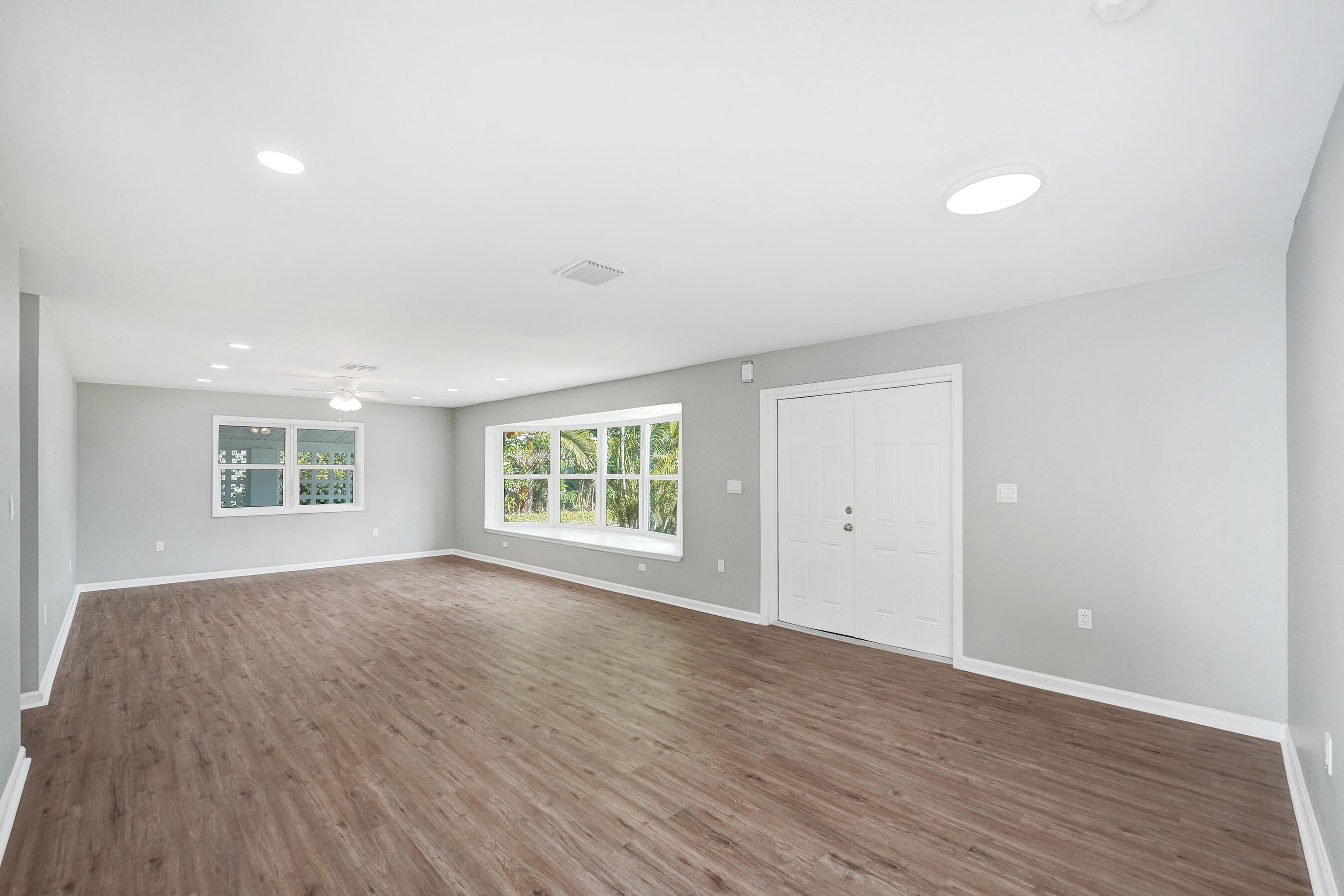 3330 SW 18TH Street