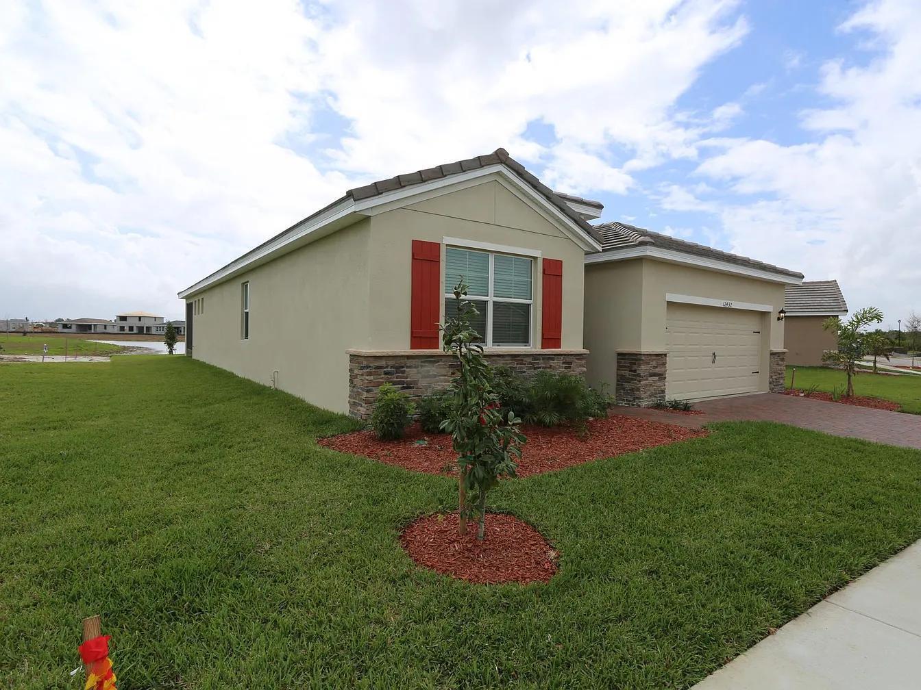 PRESERVE AT TRADITION - Residential Lease