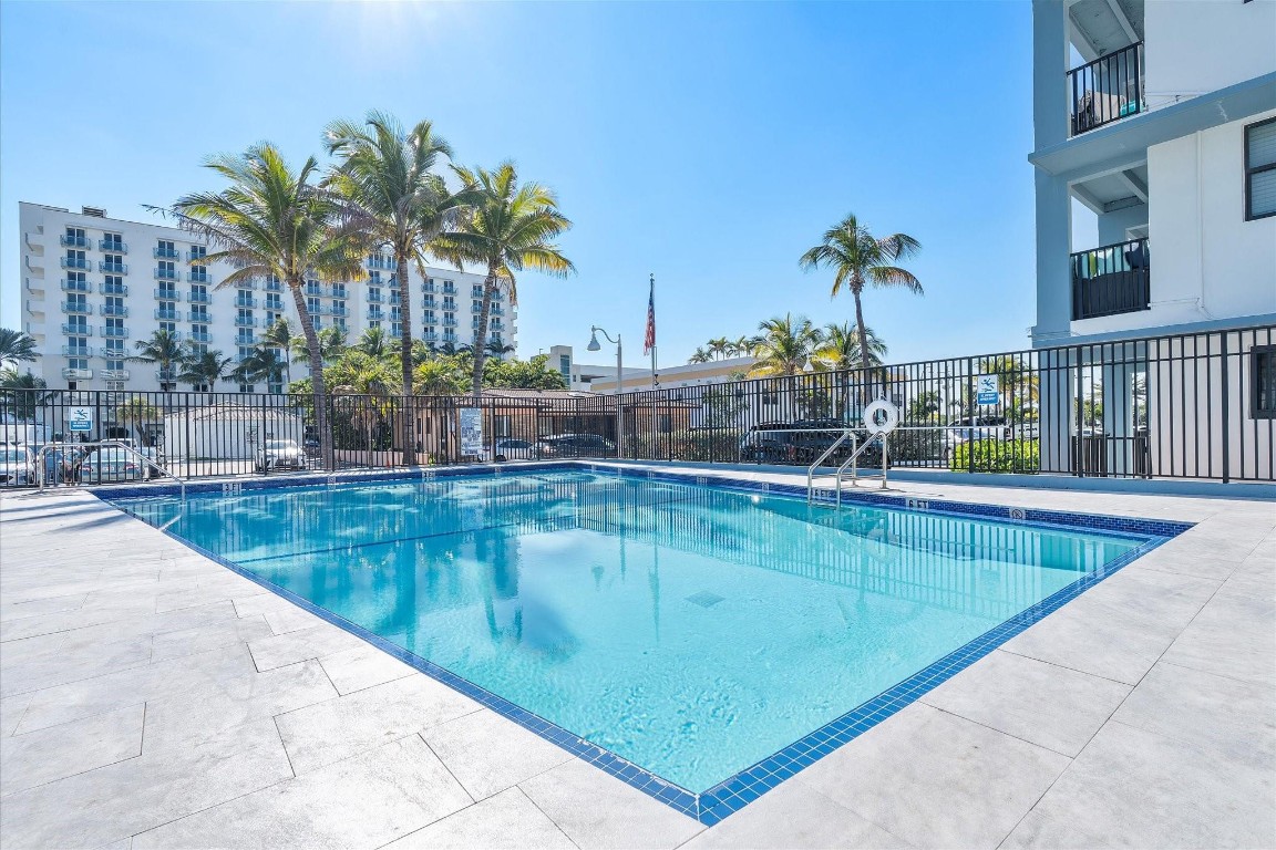 BEACH TERRACE RESORT - Residential