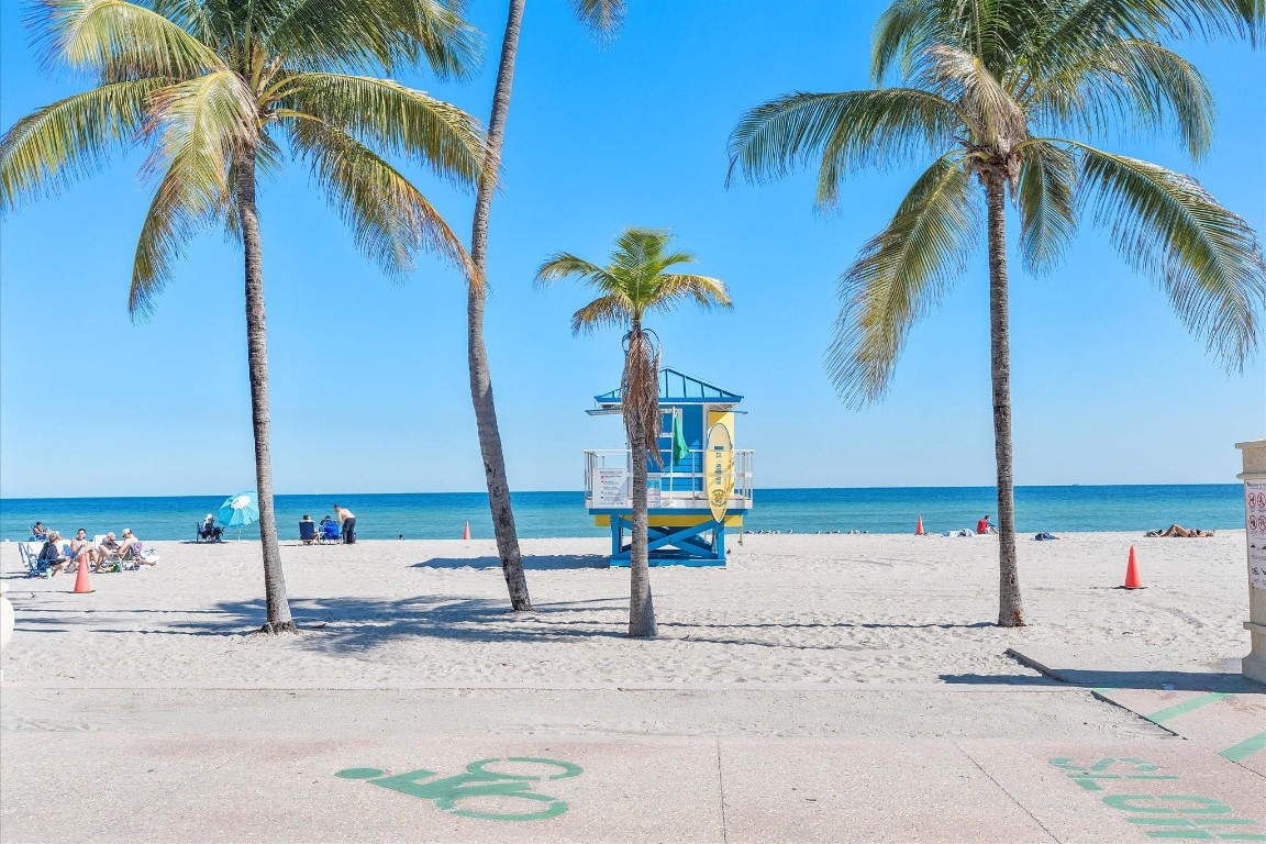 BEACH TERRACE RESORT - Residential