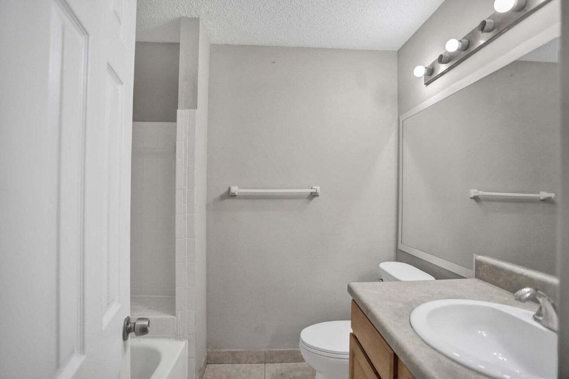 Boynton Landings - Residential Lease