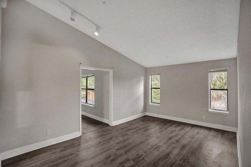 Photo of 2301 N Congress Avenue #21, Boynton Beach, FL 33426 (MLS # R11143519)