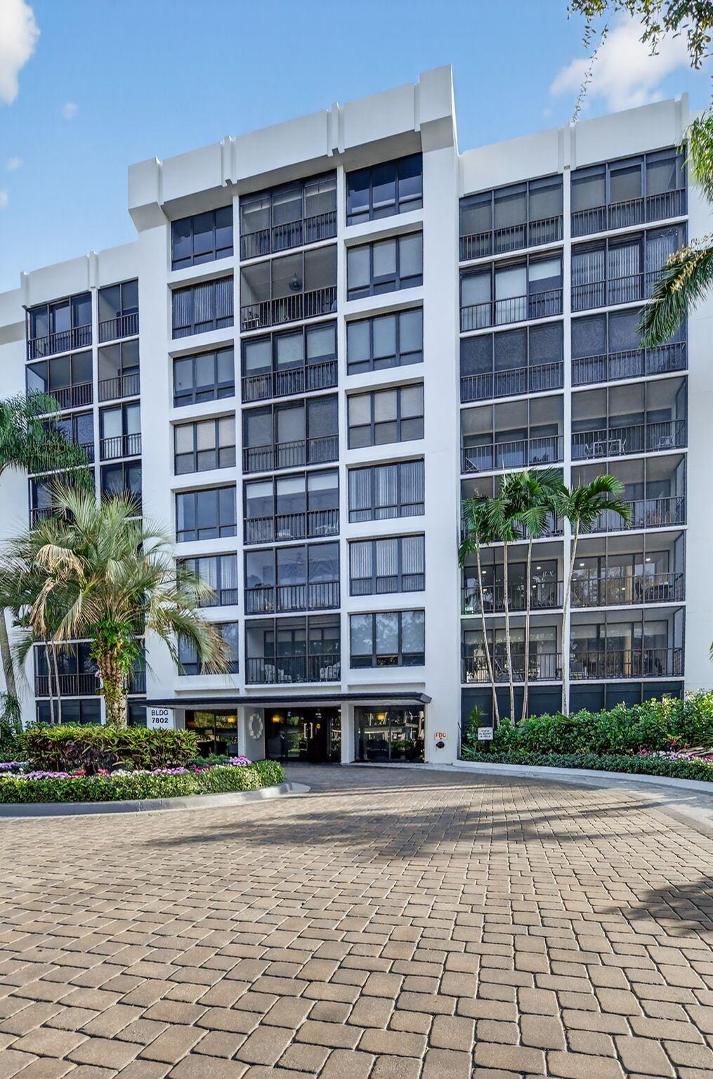 LAKEWOOD MIDRISE CONDO - Residential Lease