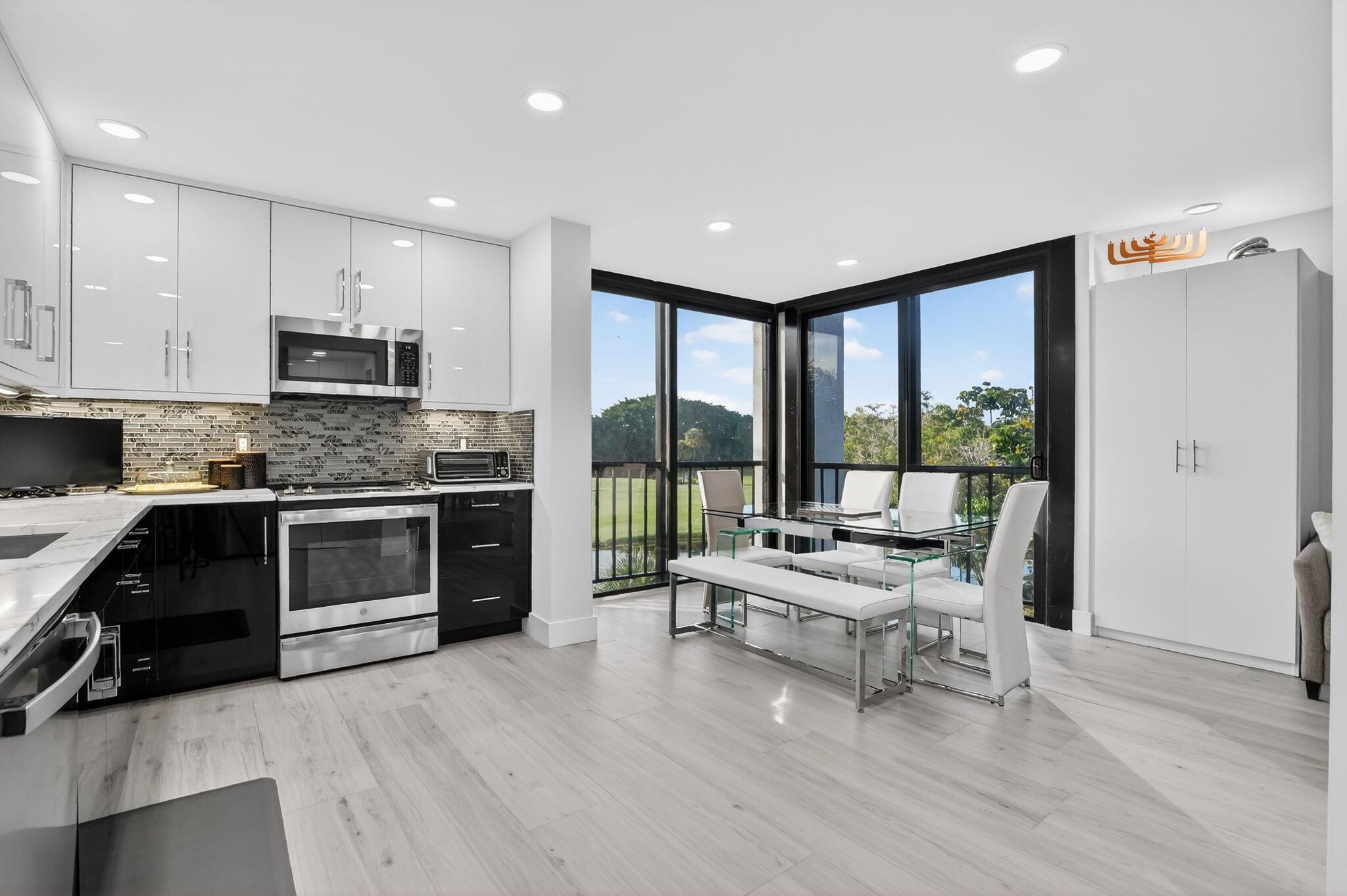 LAKEWOOD MIDRISE CONDO - Residential Lease