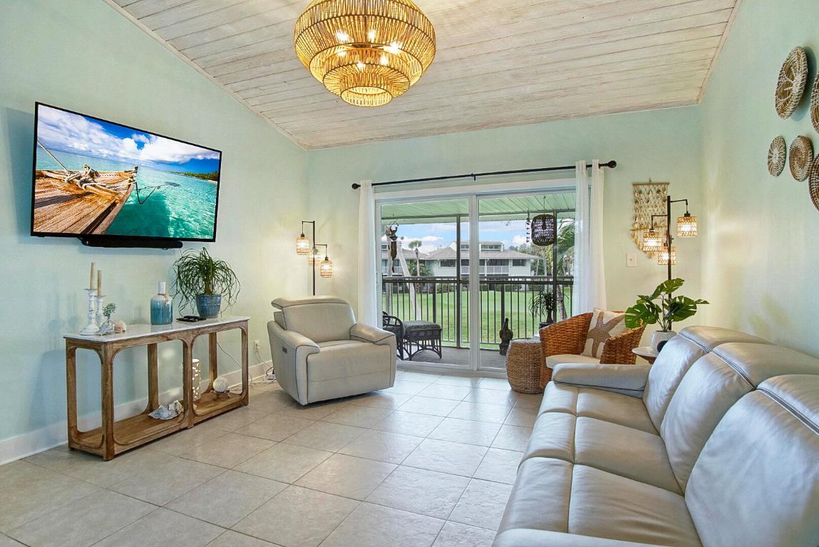 2400 S Ocean Drive 821