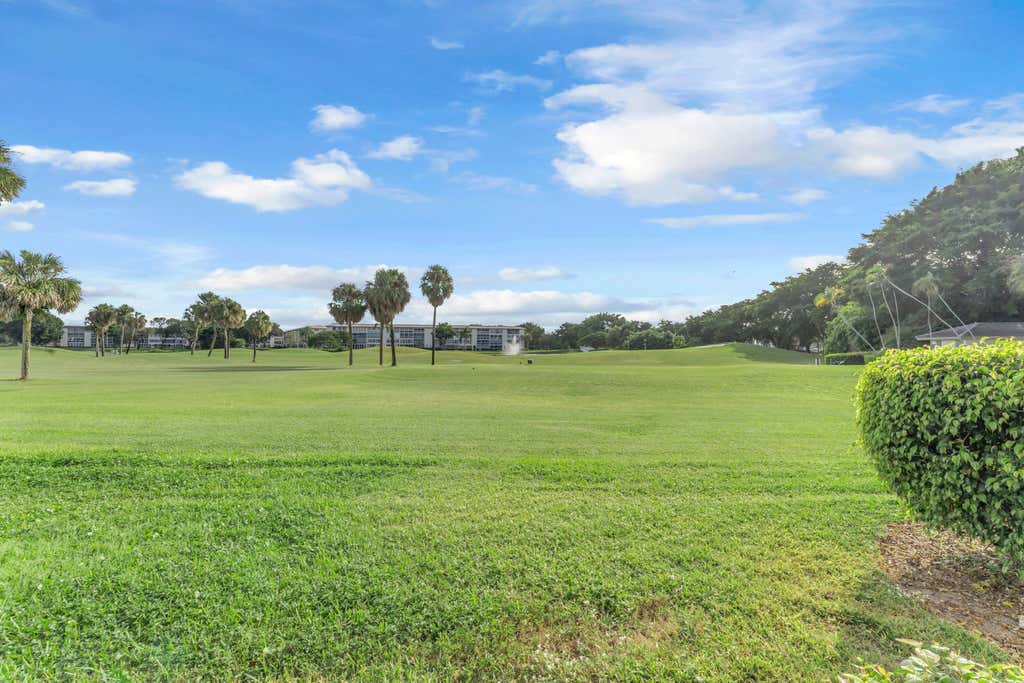 Photo of 3003 PORTOFINO Isle #K1, Coconut Creek, FL 33066 (MLS # B26067793)