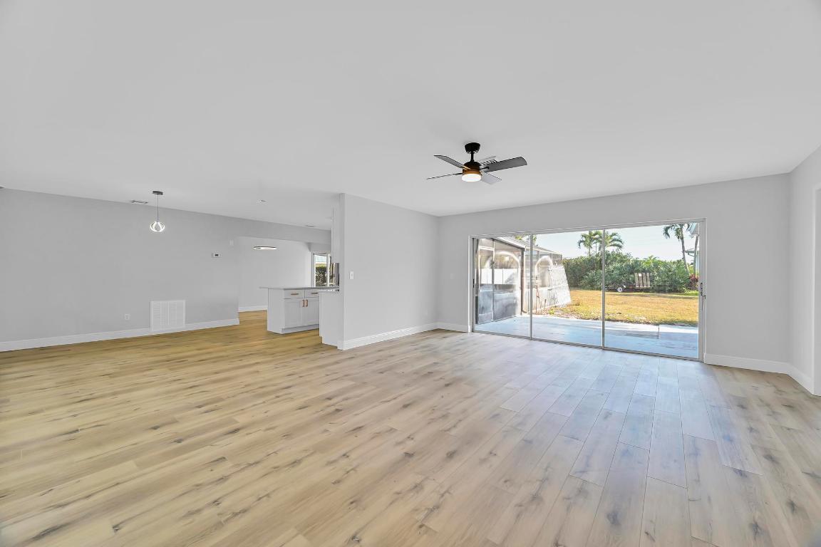 SOUTH PORT ST LUCIE UNIT 11 - Residential