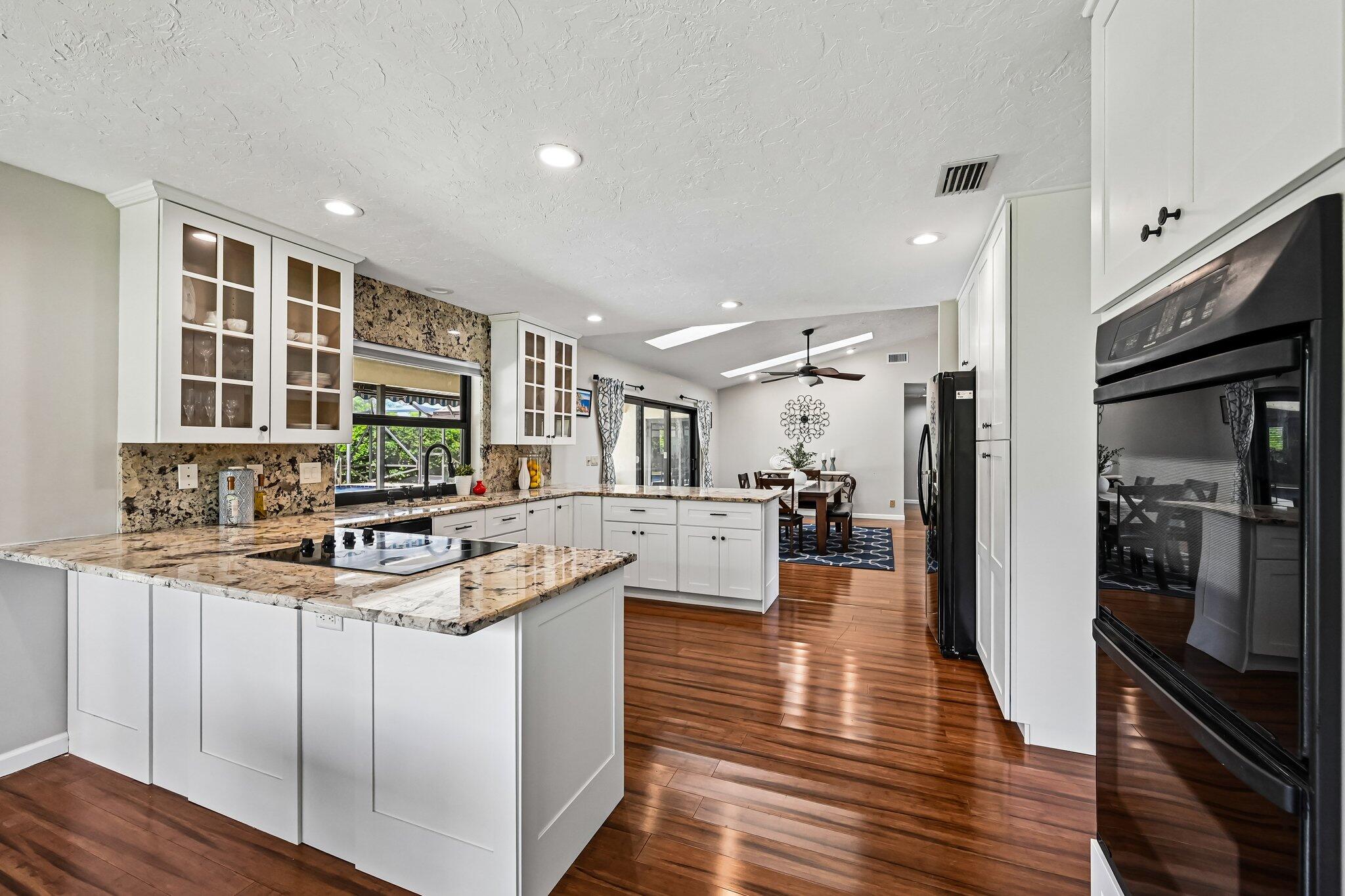 MEADOW WOOD OF THE LANDINGS AT WELLINGTO - Residential