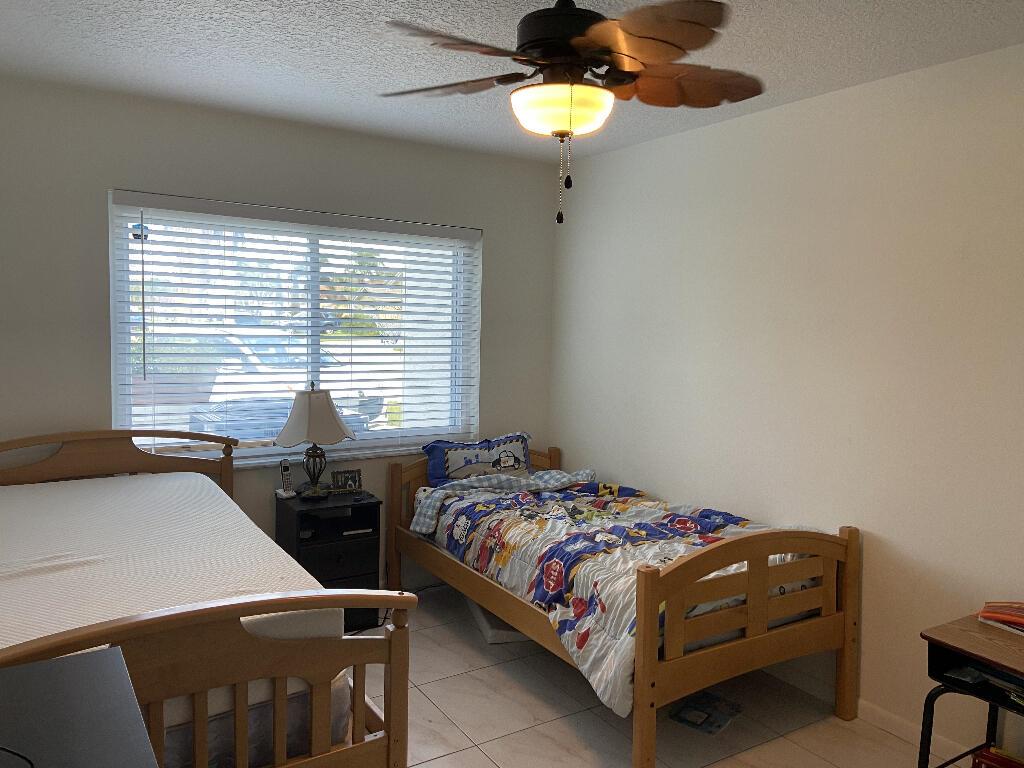 PINE SPRINGS PL 1 - Residential Lease