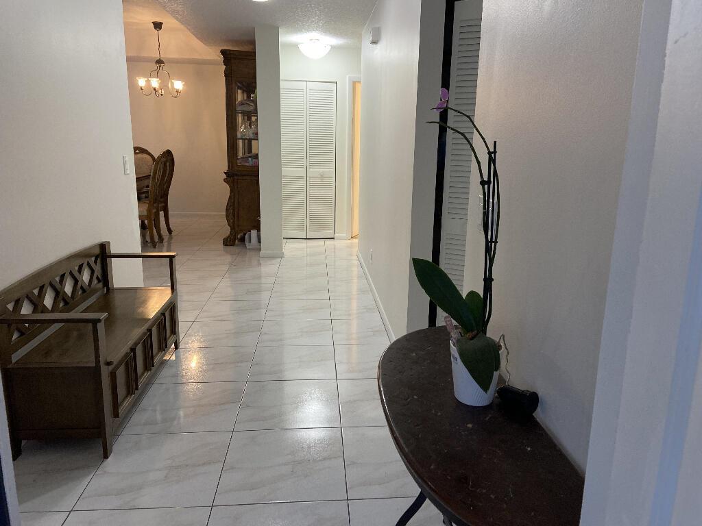 PINE SPRINGS PL 1 - Residential Lease