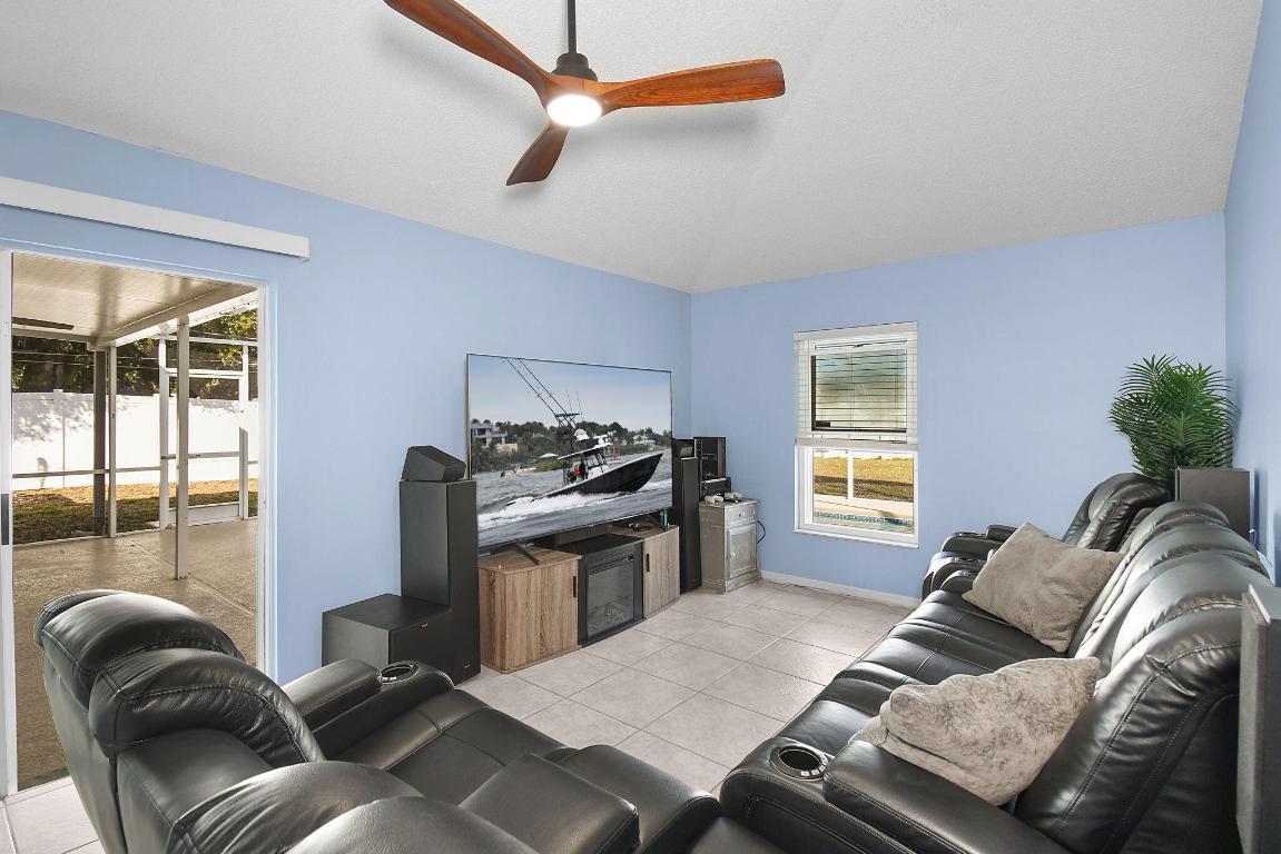 PORT ST LUCIE SECTION 19 - Residential