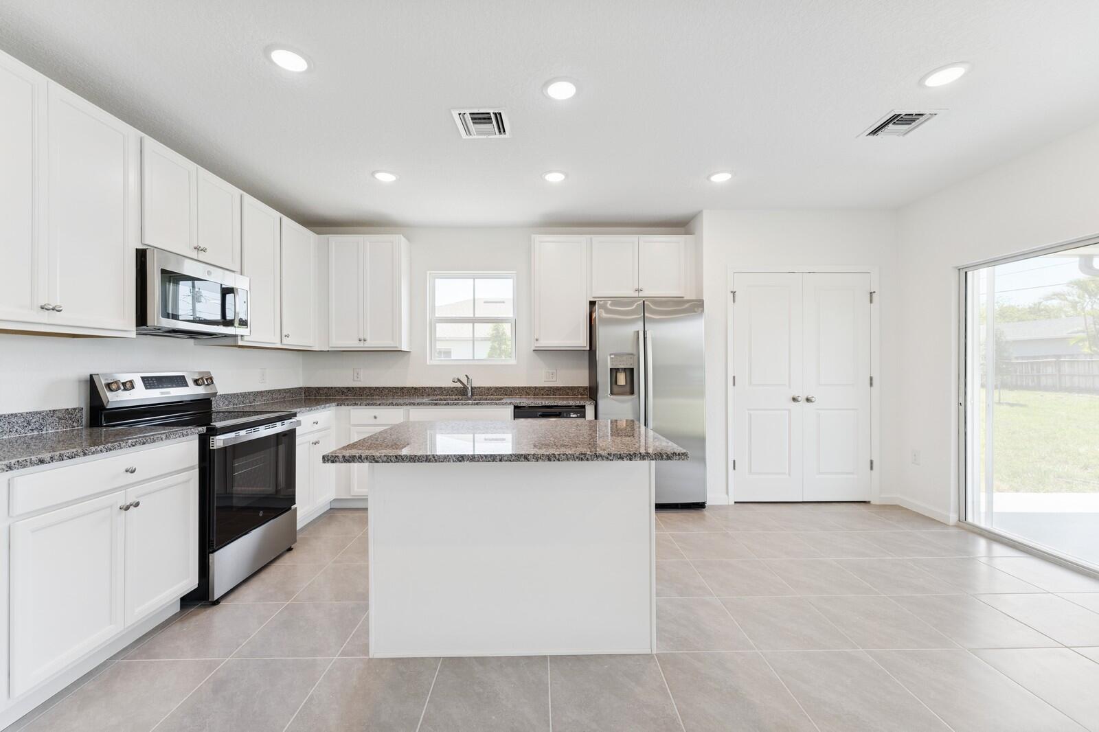 PORT ST LUCIE SECTION 15 - Residential