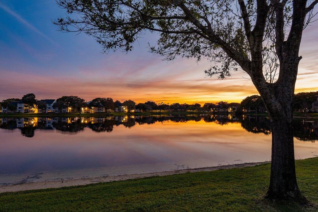 Photo of 5380 Cedar Lake Drive #303, Boynton Beach, FL 33437 (MLS # R11058147)