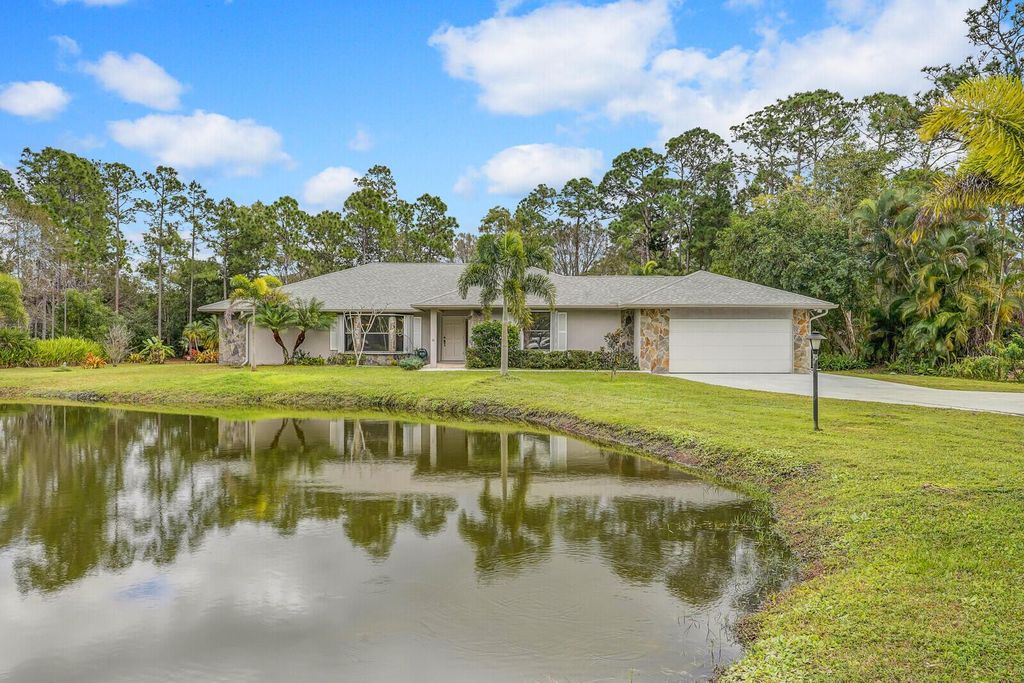 Photo of 16694 Mellen Lane, Jupiter, FL 33478 (MLS # R10947247)