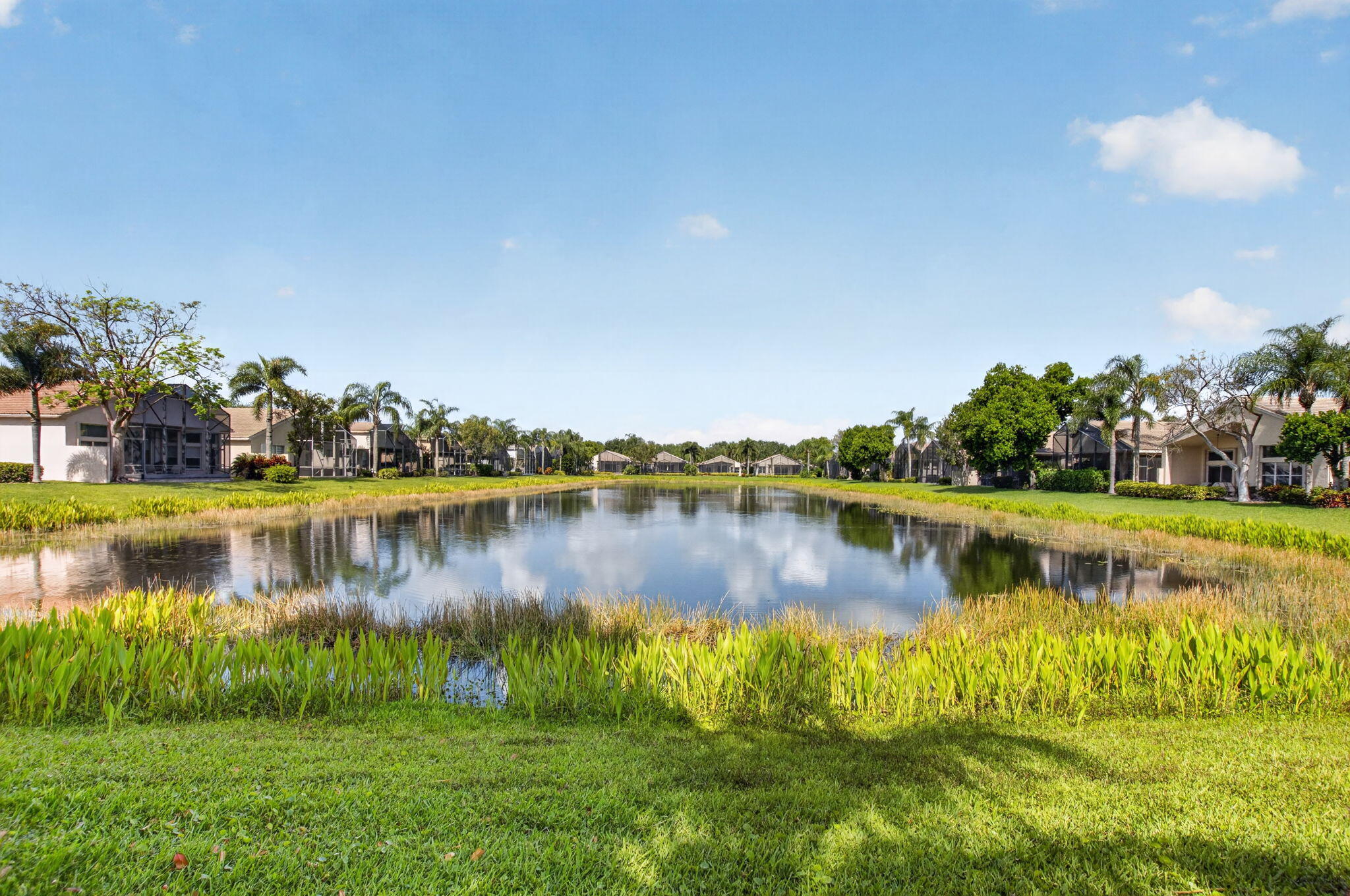 VALENCIA SHORES 5 - Residential