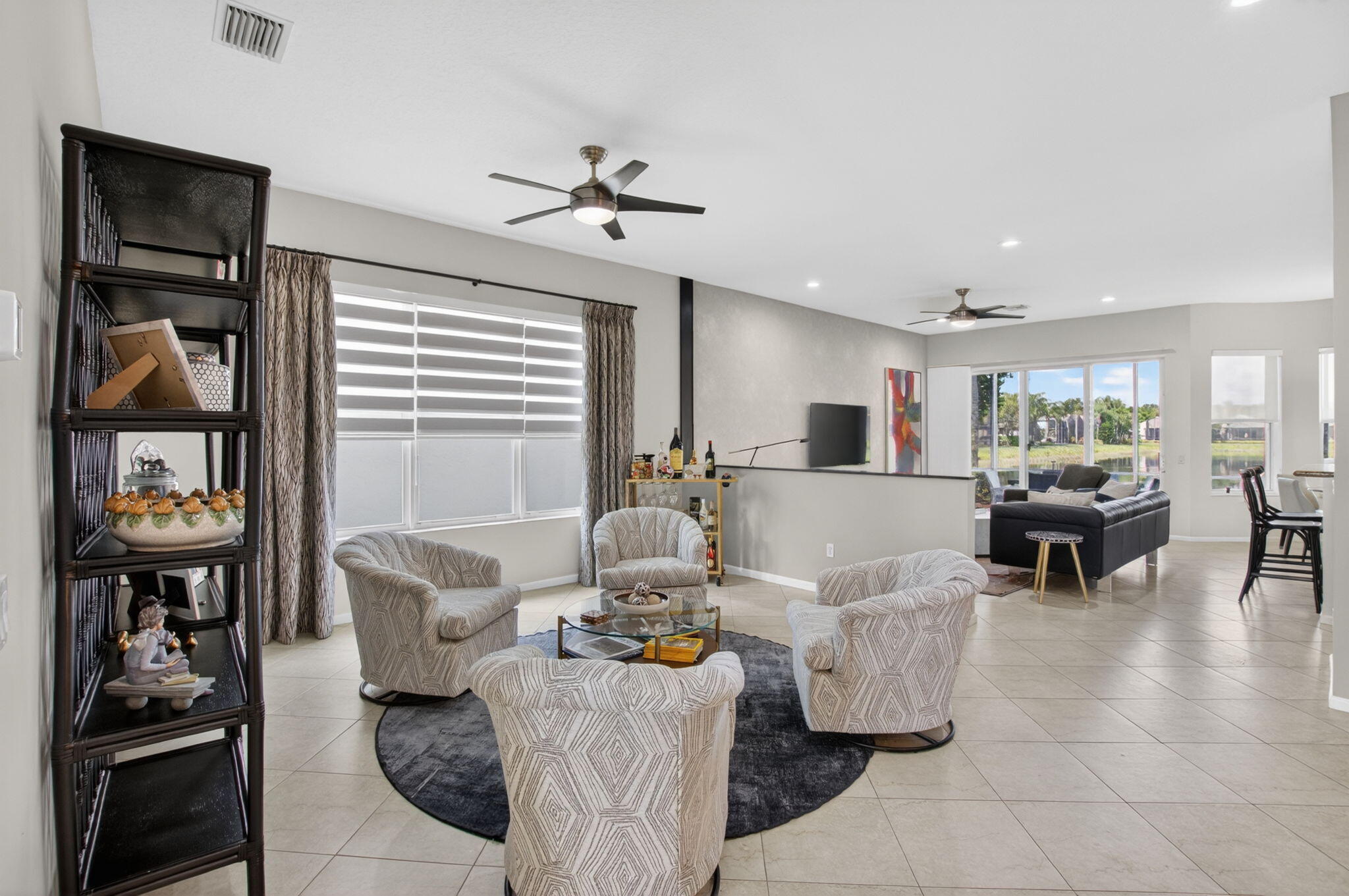 VALENCIA SHORES 5 - Residential