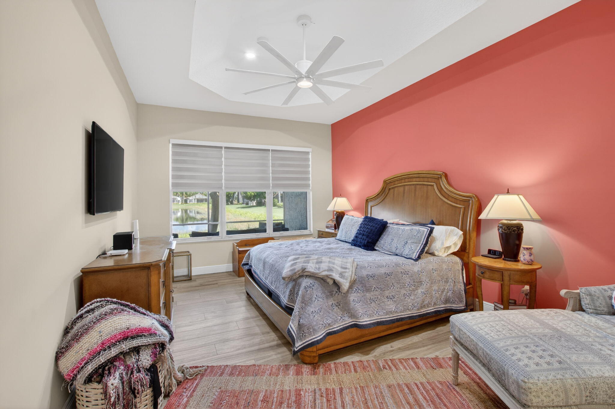 VALENCIA SHORES 5 - Residential