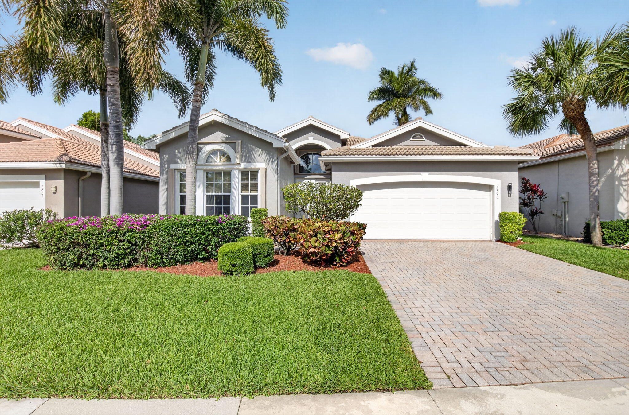 VALENCIA SHORES 5 - Residential