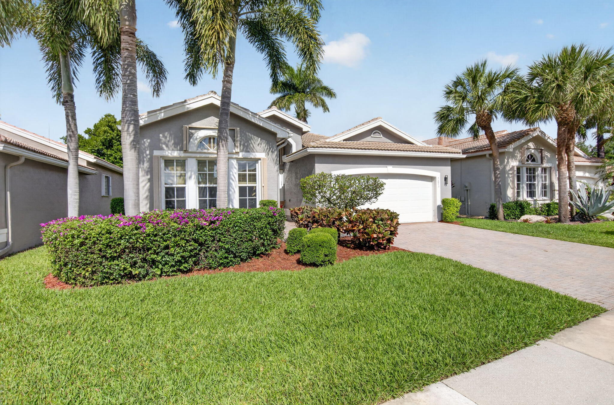 VALENCIA SHORES 5 - Residential