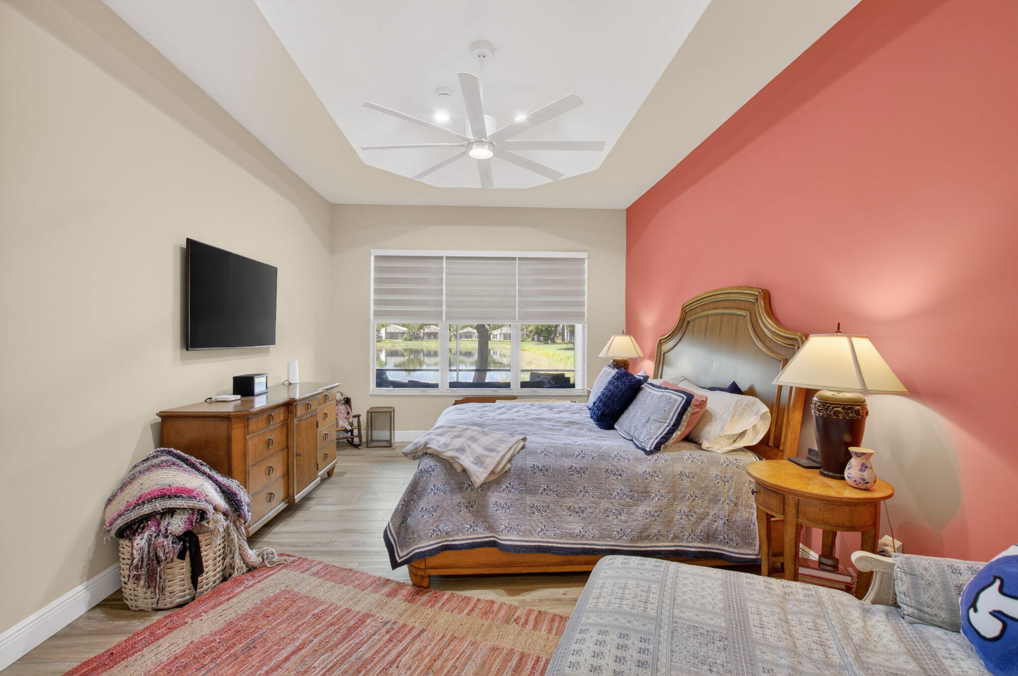 VALENCIA SHORES 5 - Residential