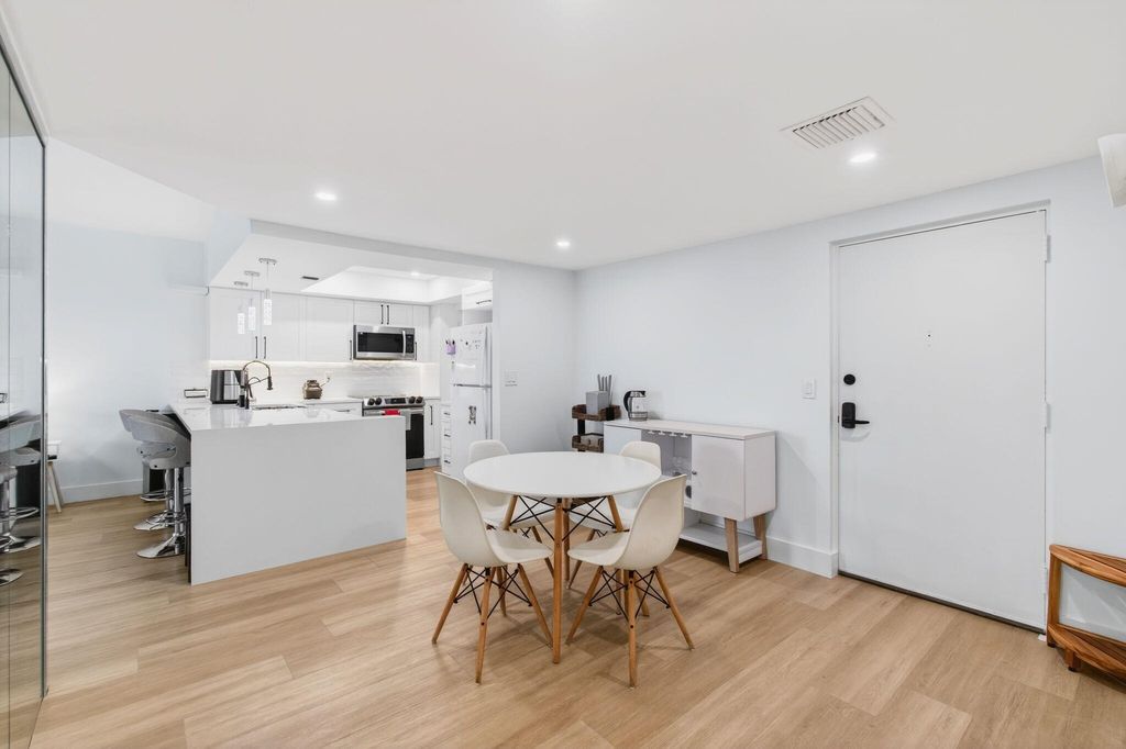 Photo of 50 SW 3rd Avenue #311, Boca Raton, FL 33432 (MLS # R11165213)