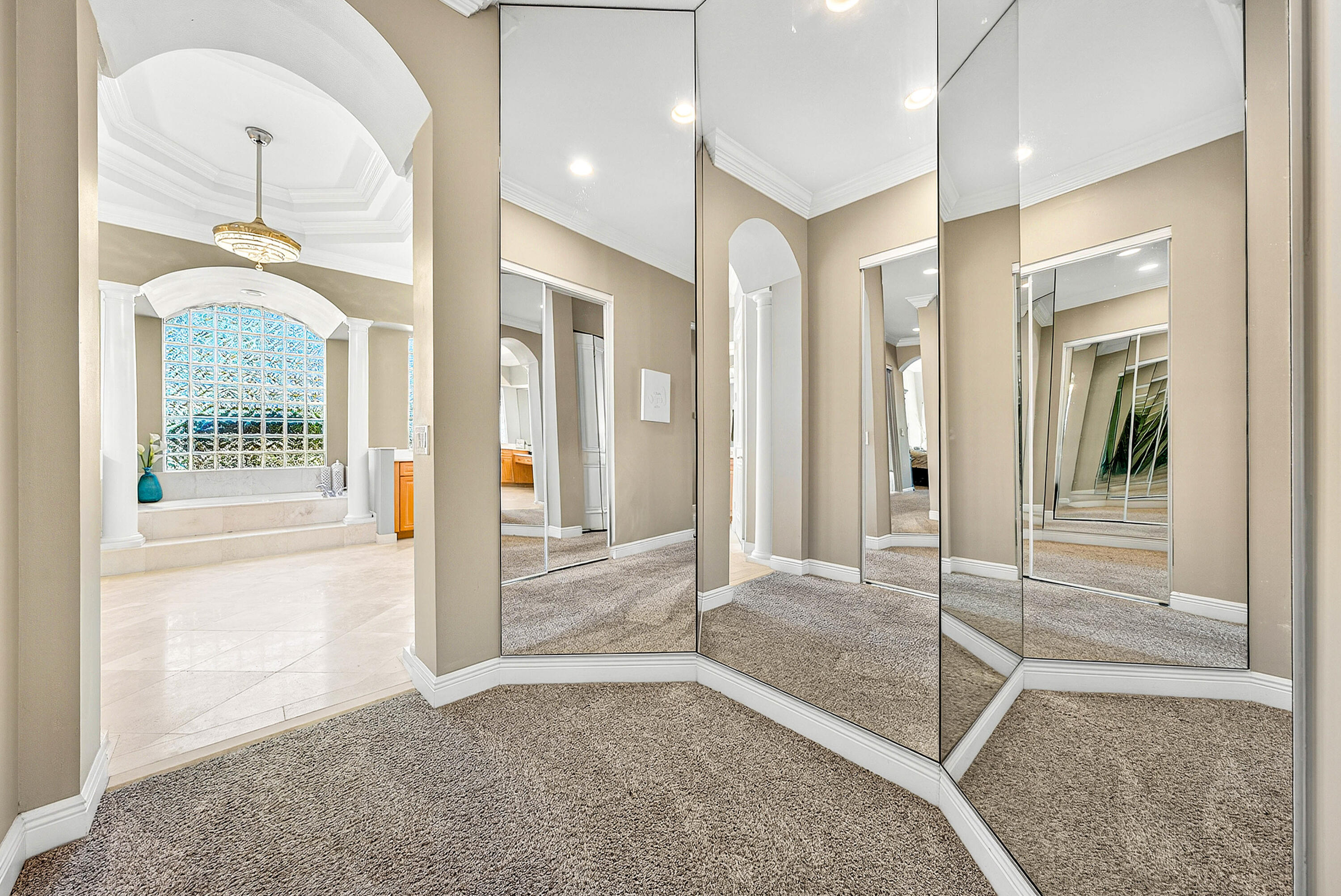 Saturnia - Residential