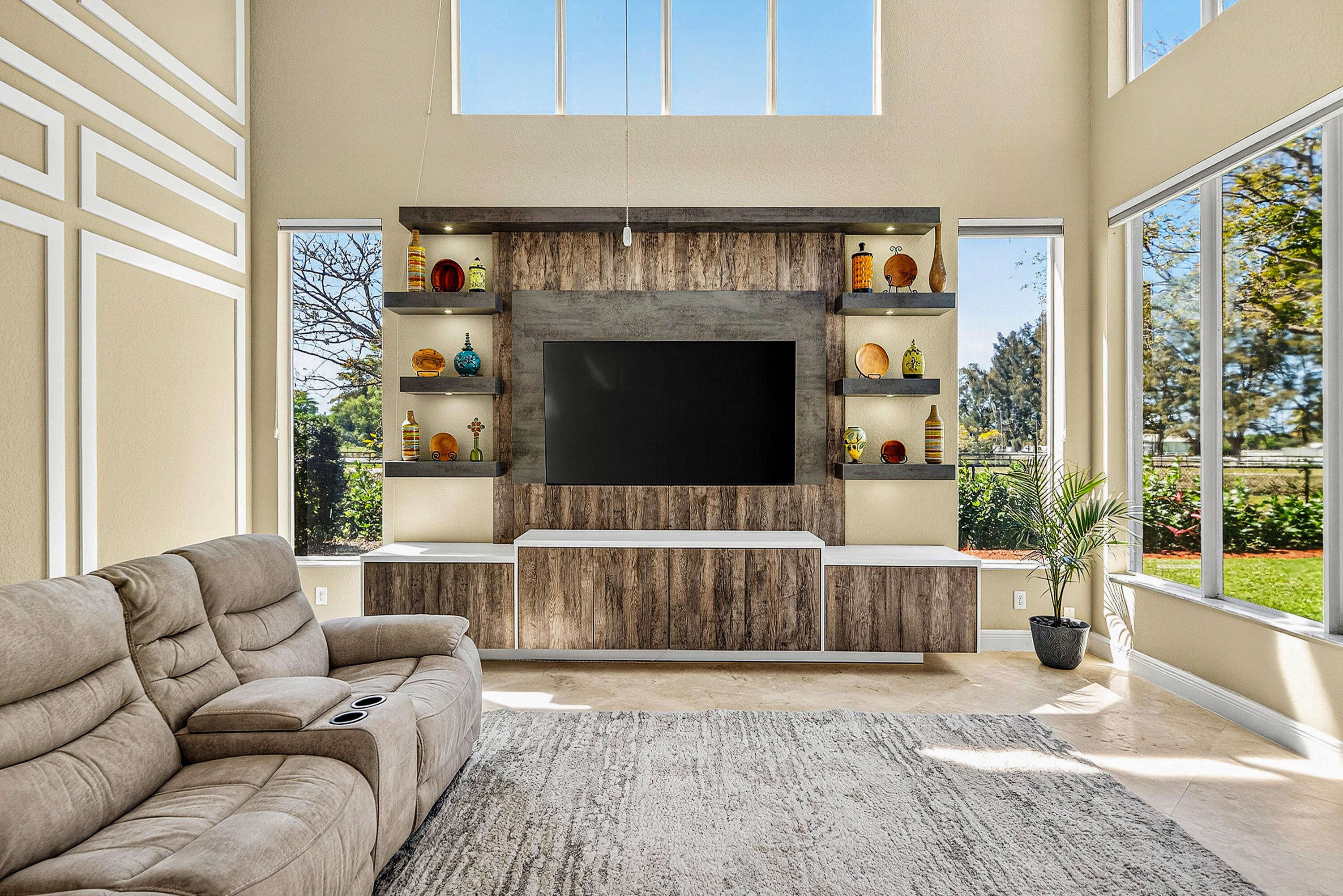 Saturnia - Residential