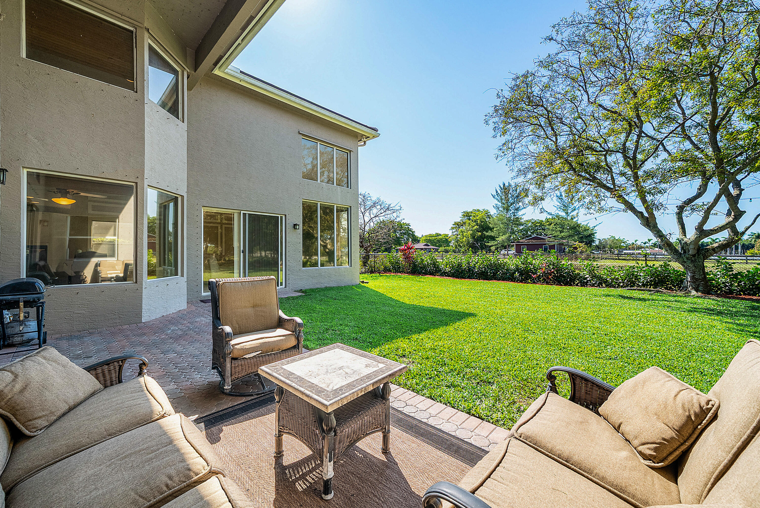 Saturnia - Residential