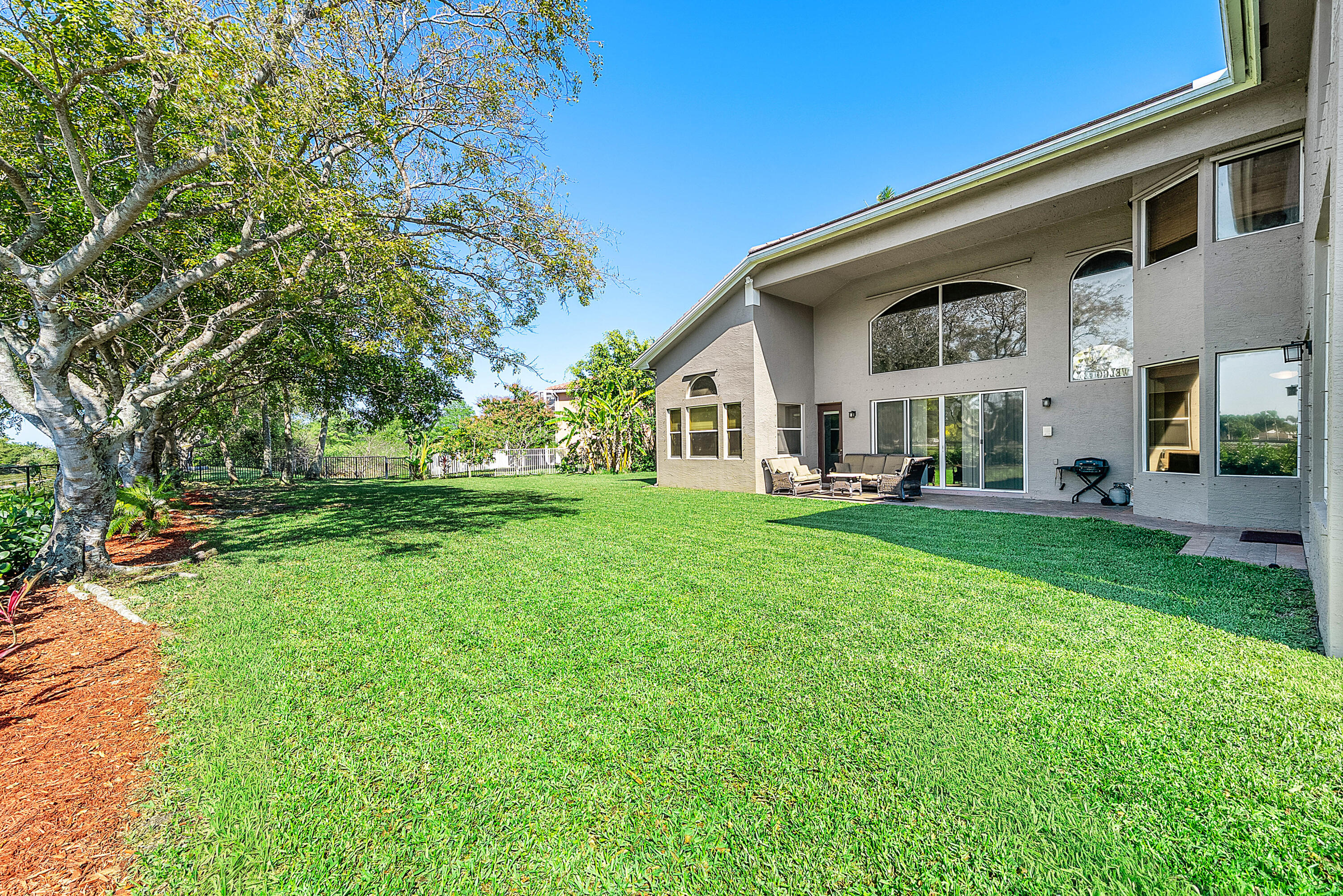 Saturnia - Residential