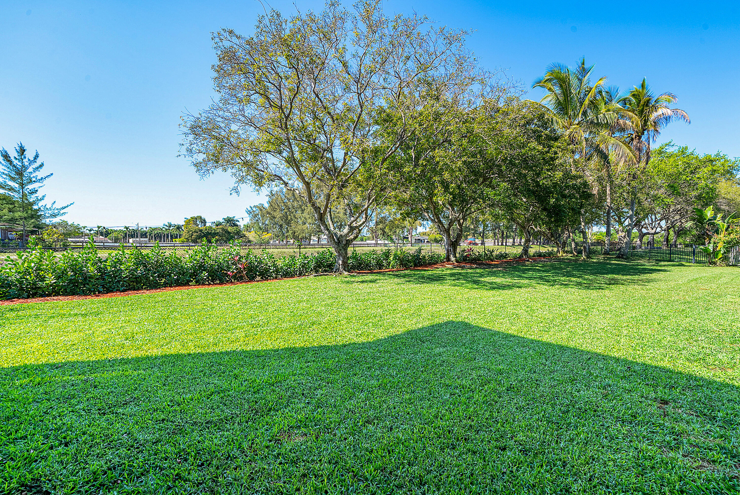 Saturnia - Residential