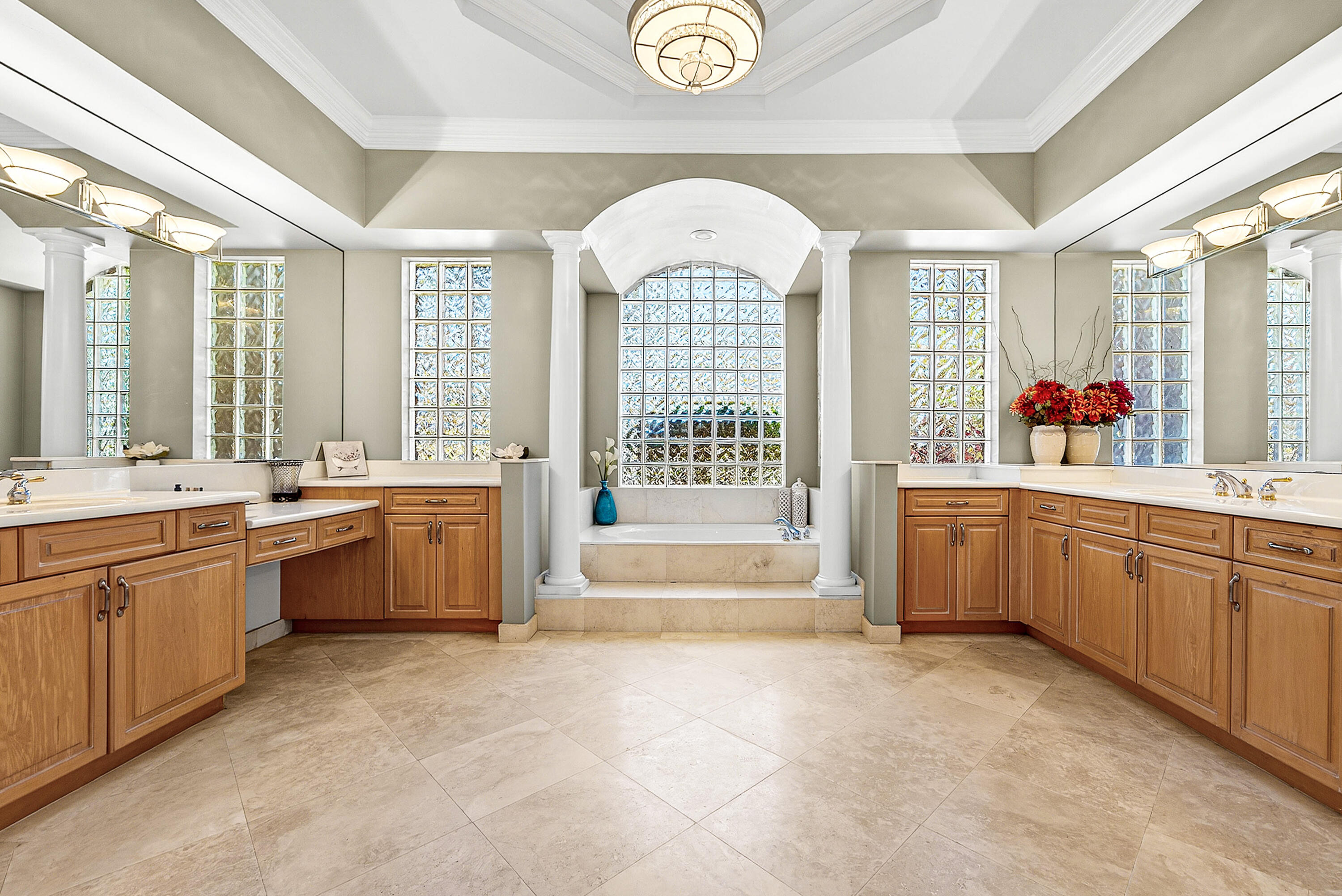 Saturnia - Residential