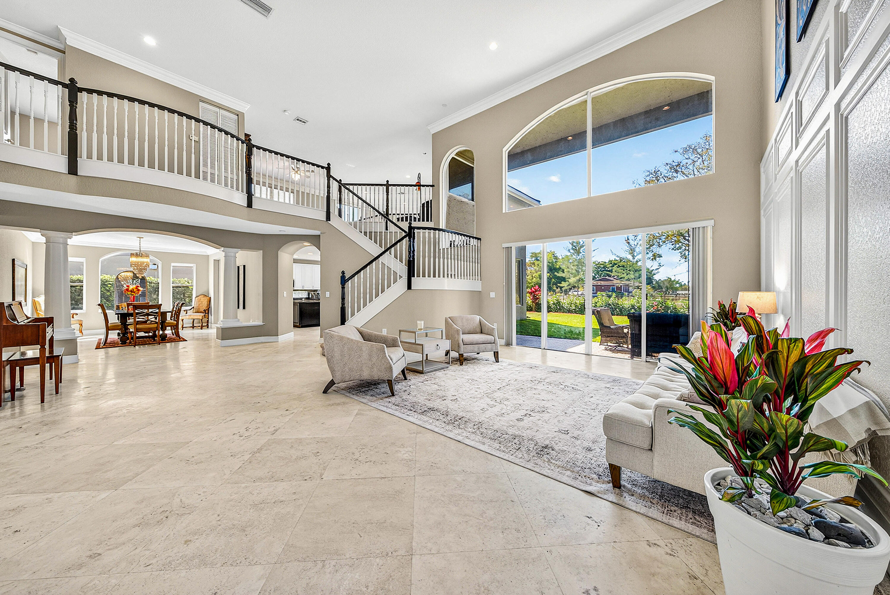 Saturnia - Residential