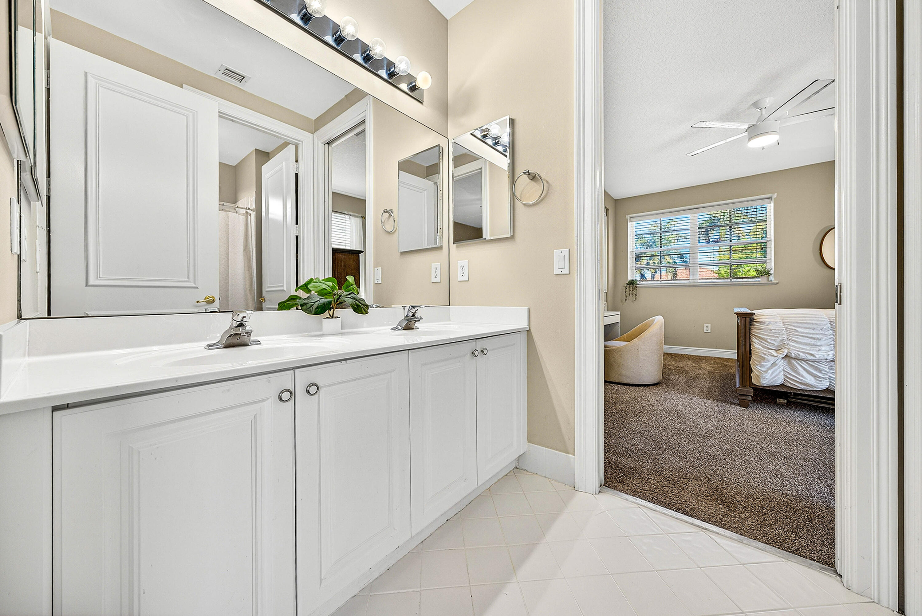 Saturnia - Residential