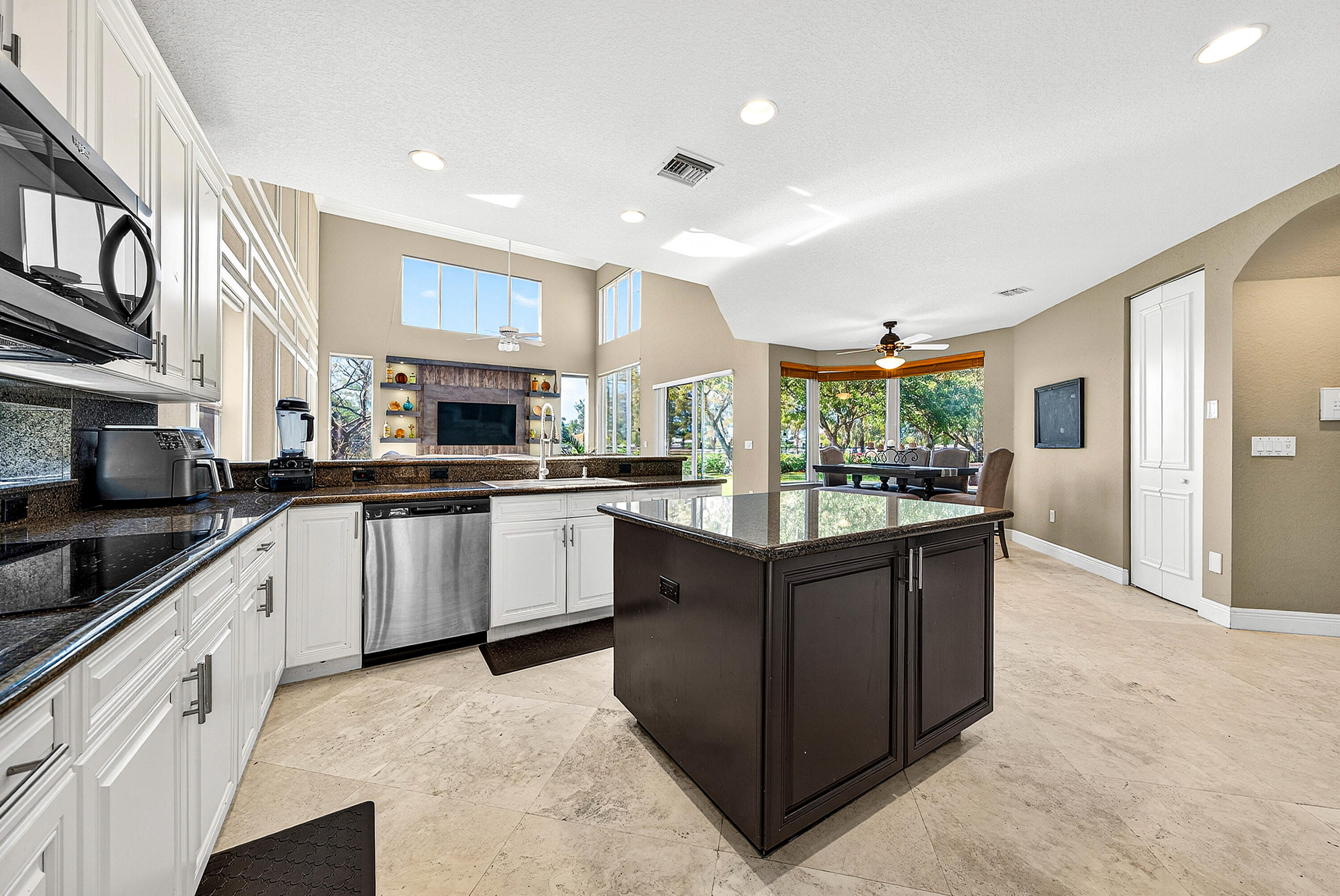 Saturnia - Residential