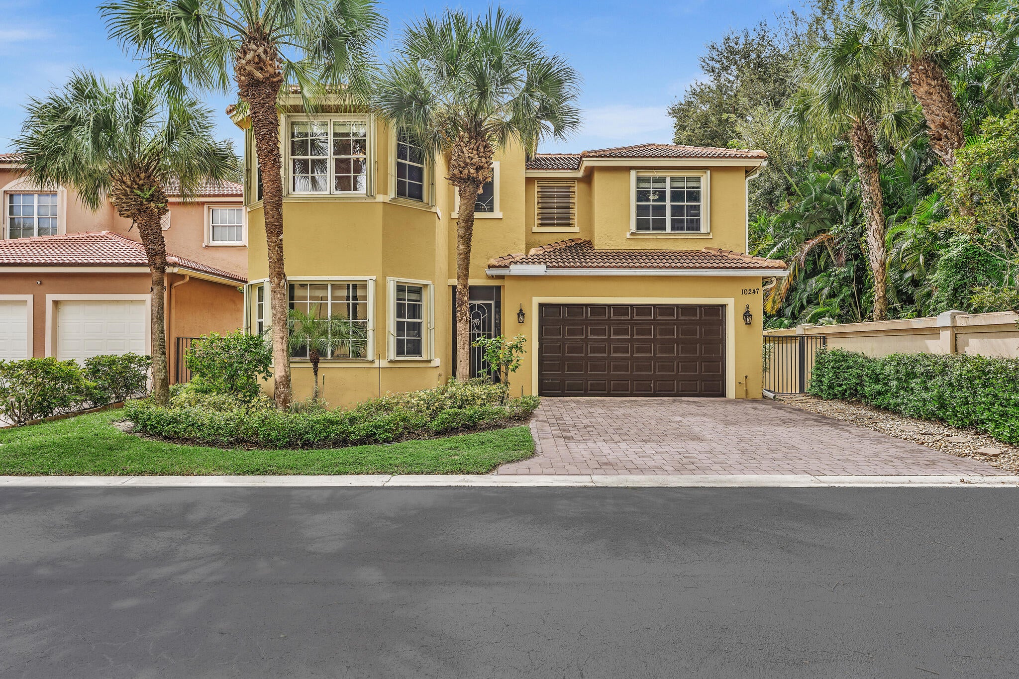 10247 Isle Wynd Court