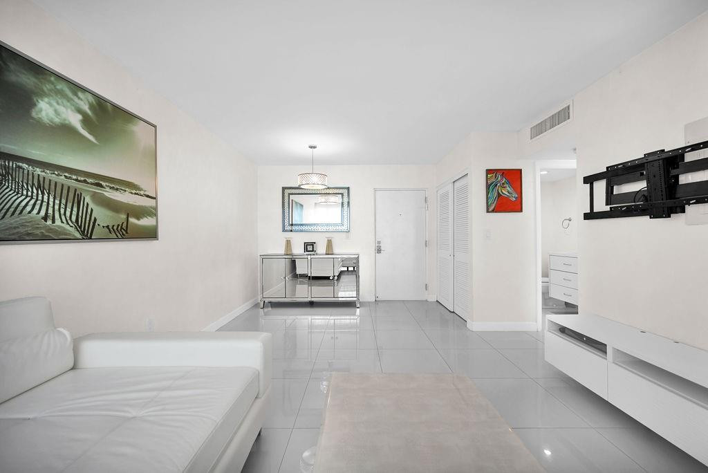 AVILA Condominium - Residential