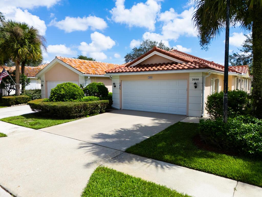 RIVERWALK 4 - Residential