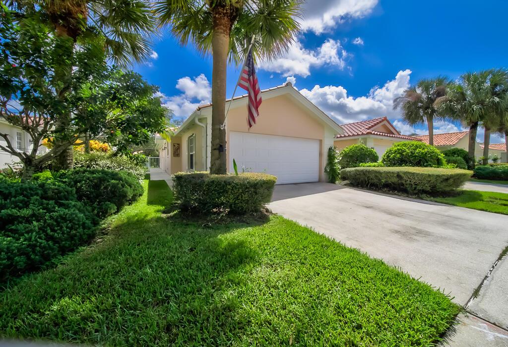 2708 Livingston Lane
