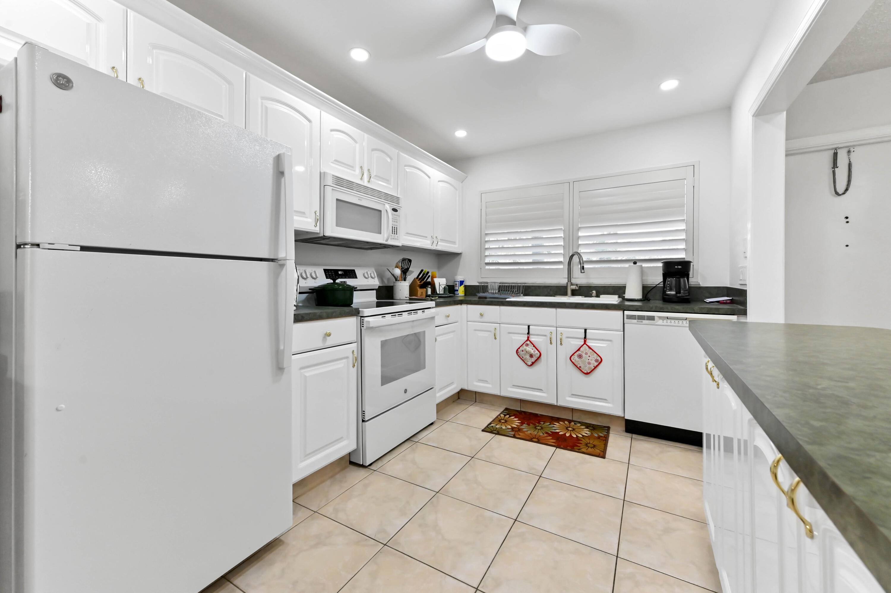 SEAGATE OF GULFSTREAM - Residential