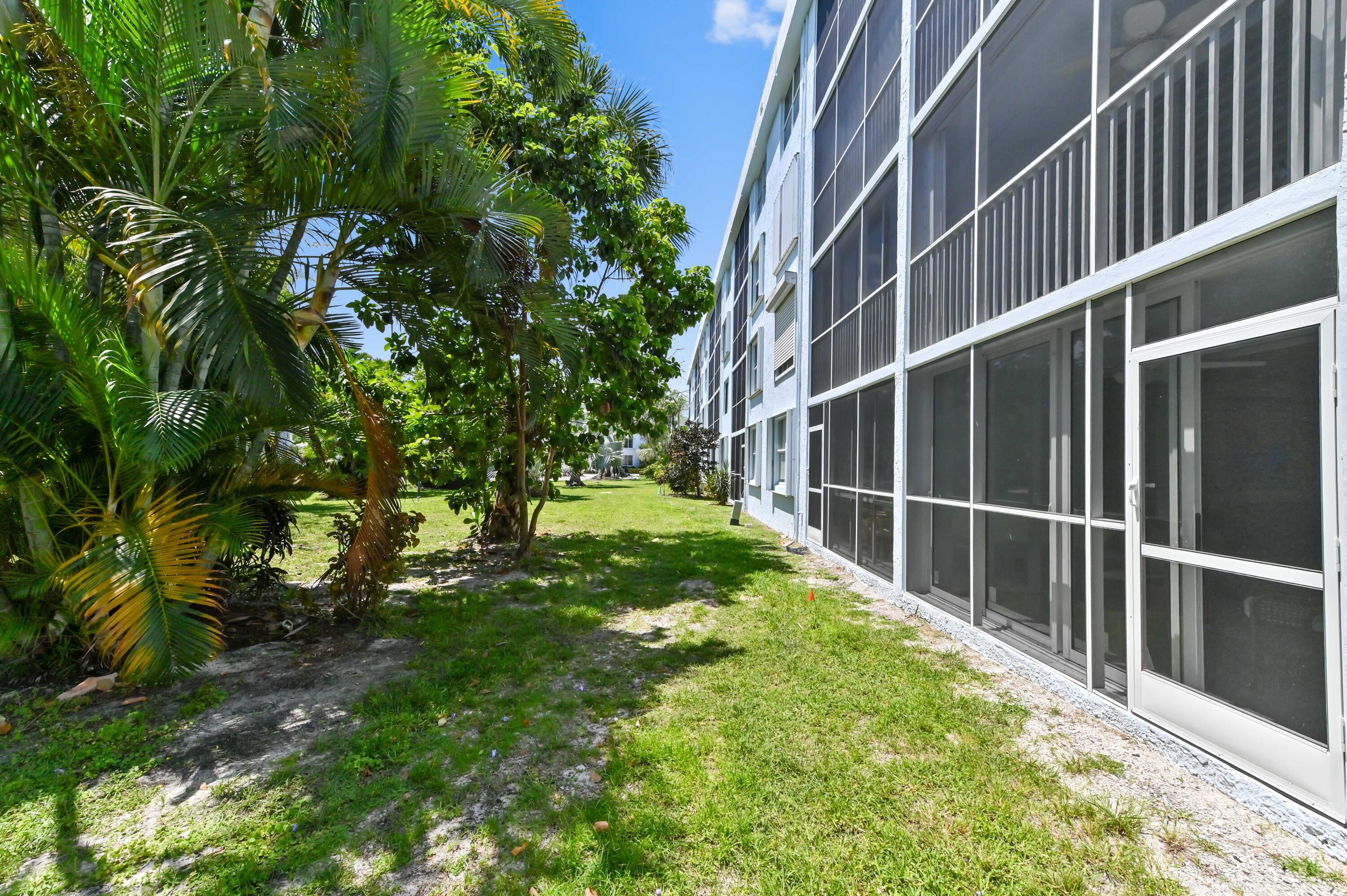 SEAGATE OF GULFSTREAM - Residential
