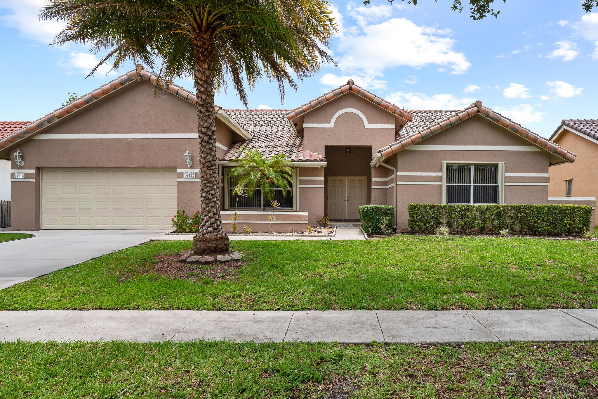 16146 NW 14th Court, Pembroke Pines FL 33028
