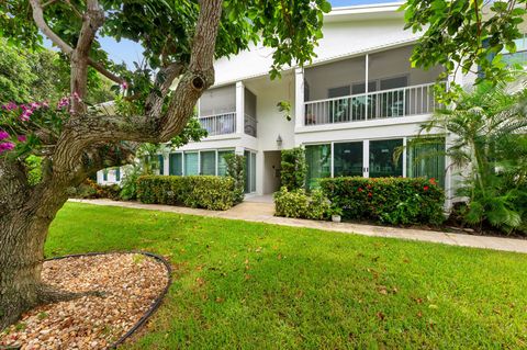 301 Venetian Drive 15 Delray Beach FL 33483